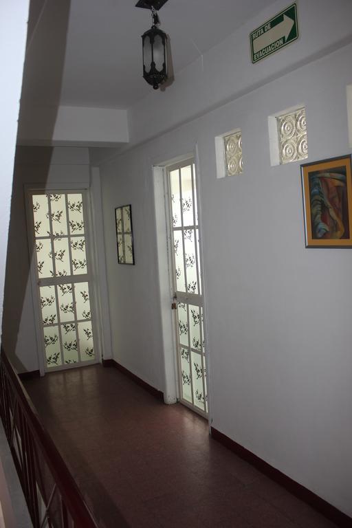 Hostal Olympia Cuernavaca Luaran gambar
